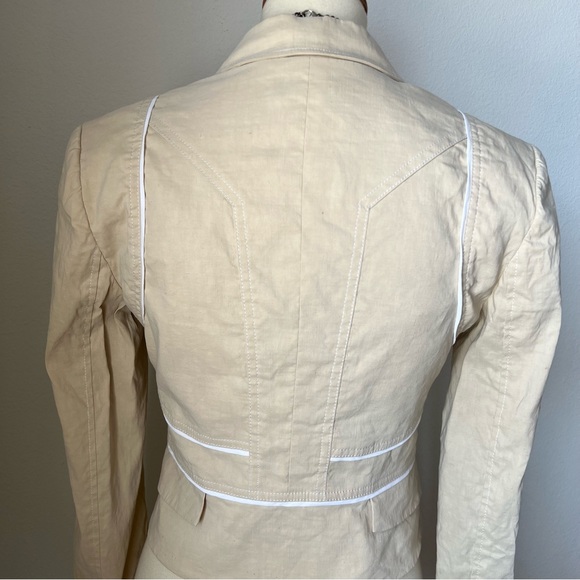 Bebe Linen Sandshell Blazer - Picture 9 of 9